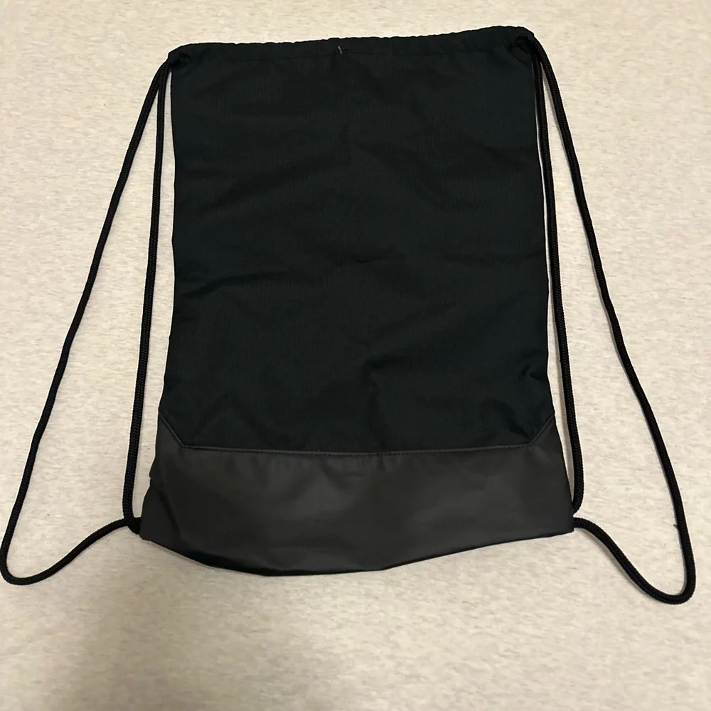 Nike‎ Black and White Drawstring Backpack